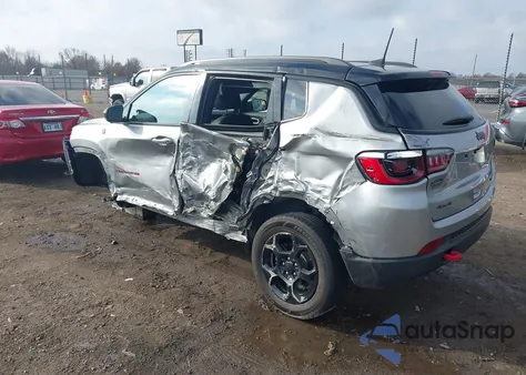 2023 Jeep Compass Trailhawk 4X4 from USA, damaged, VIN 3C4NJDDN5PT527545